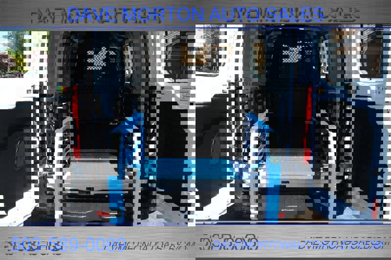 Used 2017 Ford Transit 250 130 Low Roof image 21