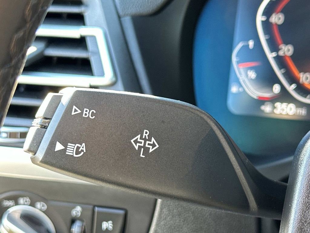 Used 2024 BMW X4 xDrive30i w/ Premium Package image 18