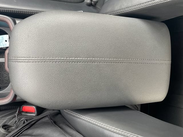 Used 2022 Toyota RAV4 Limited w/ Limited Grade Weather Package AWD/4WD image 17
