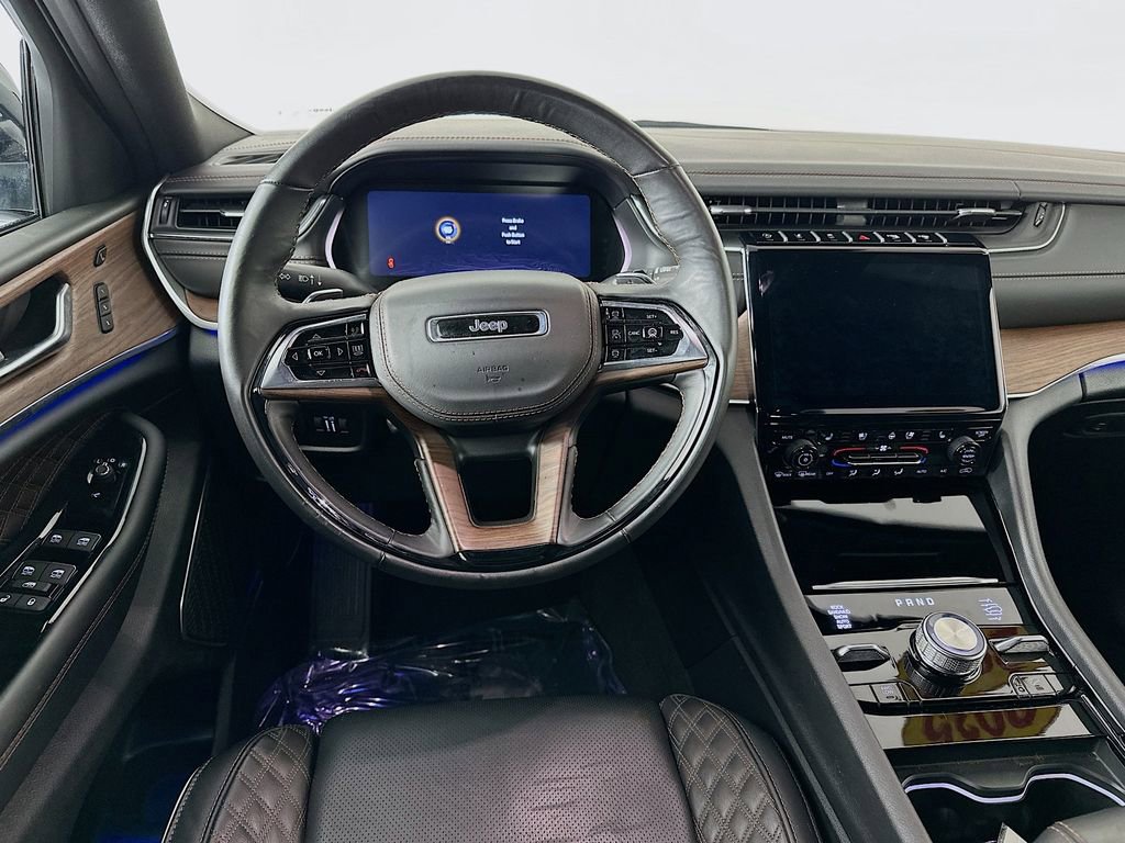 Certified 2025 Jeep Grand Cherokee Summit image 31