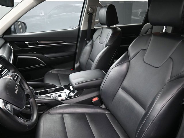 Used 2023 Kia Telluride S image 19