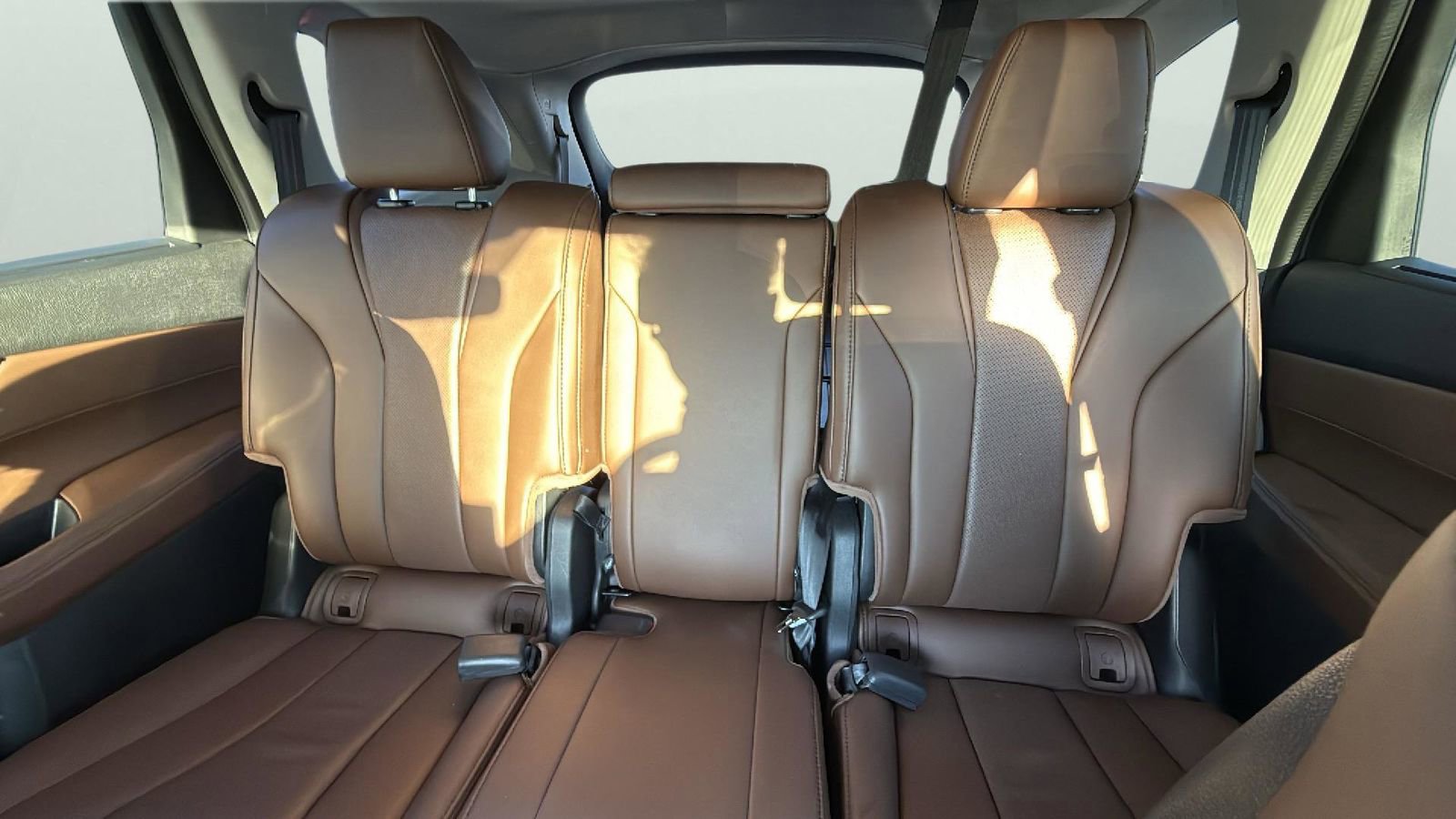 Used 2024 Acura MDX SH-AWD w/ Technology Package image 26