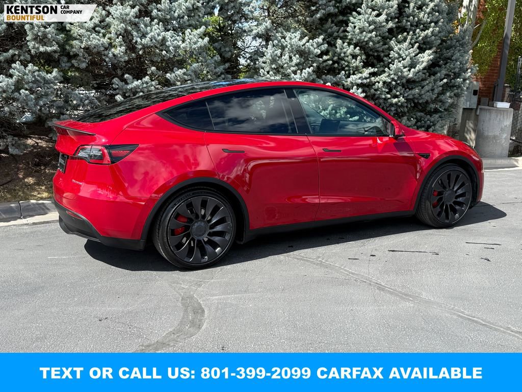 Used 2023 Tesla Model Y Performance AWD/4WD image 9