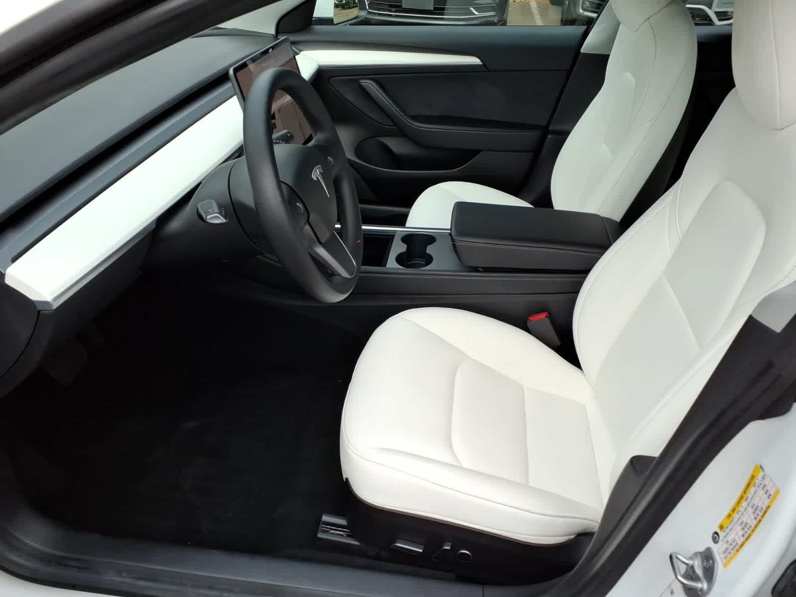 Used 2021 Tesla Model 3 Standard Range Plus RWD image 17