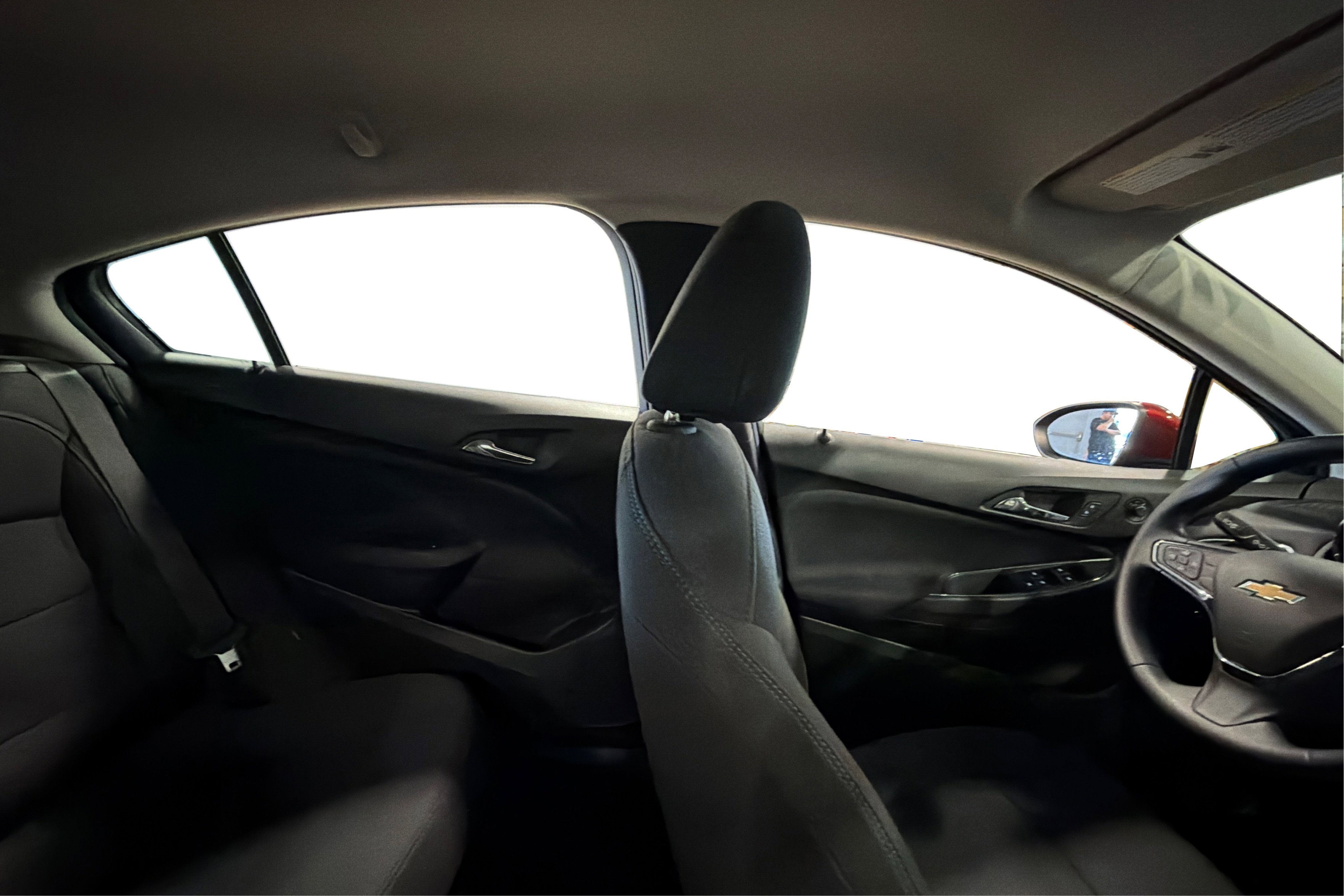 Used 2018 Chevrolet Cruze LT w/ Convenience Package FWD image 39