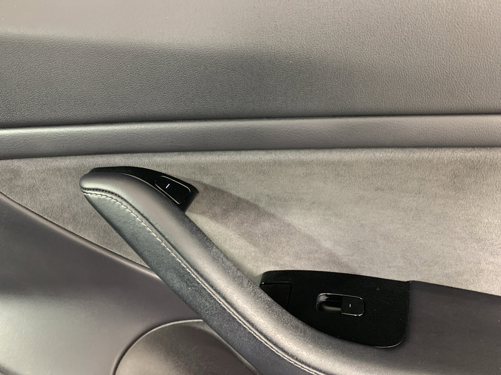 Used 2019 Tesla Model 3 Long Range image 37