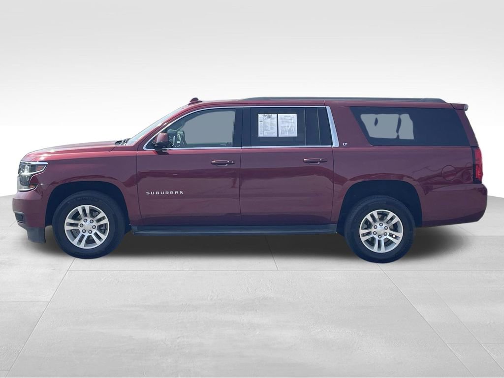 Used 2017 Chevrolet Suburban LT image 7