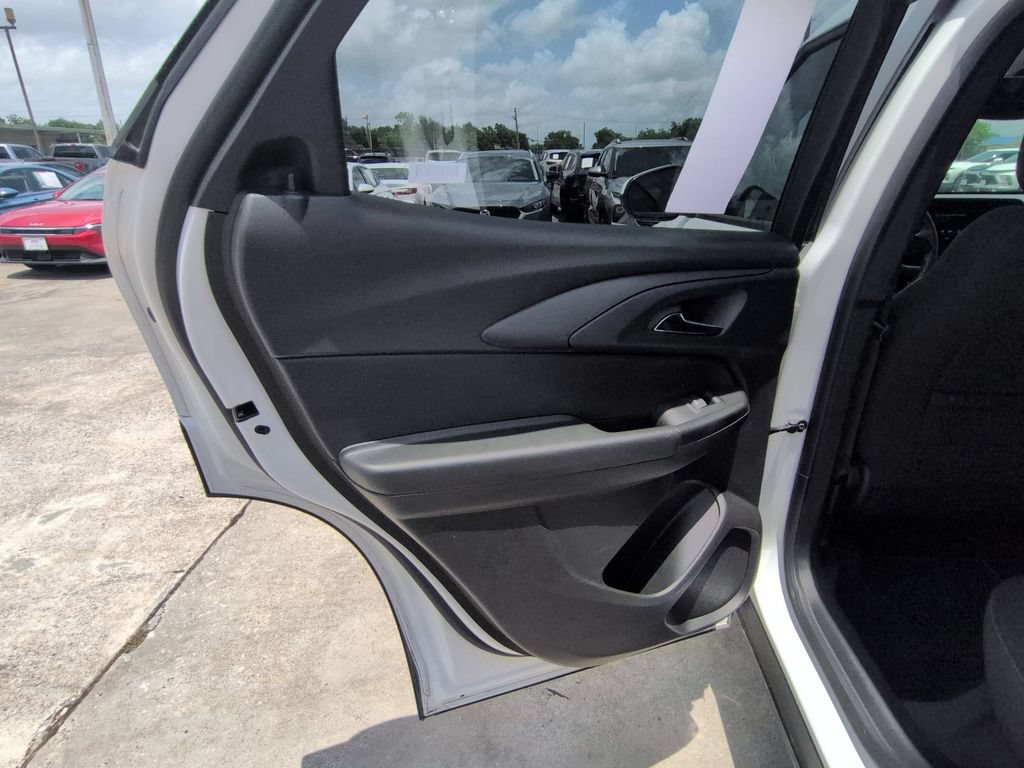 Used 2025 Chevrolet TrailBlazer LT AWD/4WD image 26