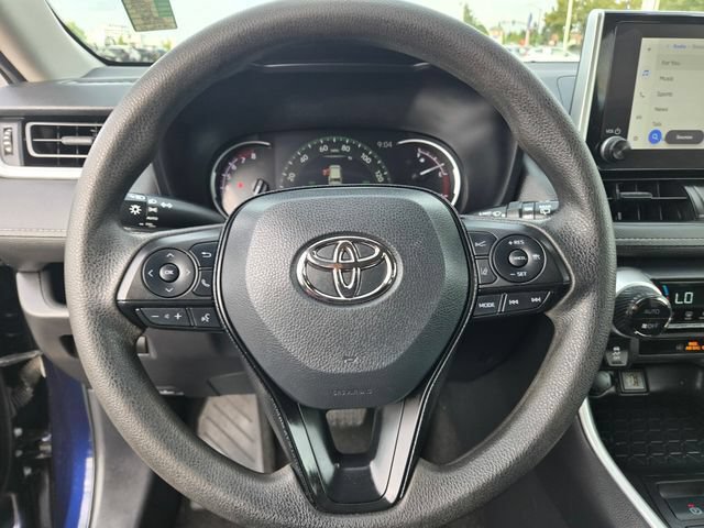 Used 2025 Toyota RAV4 XLE AWD/4WD image 23