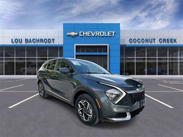 Used 2023 Kia Sportage LX image 1