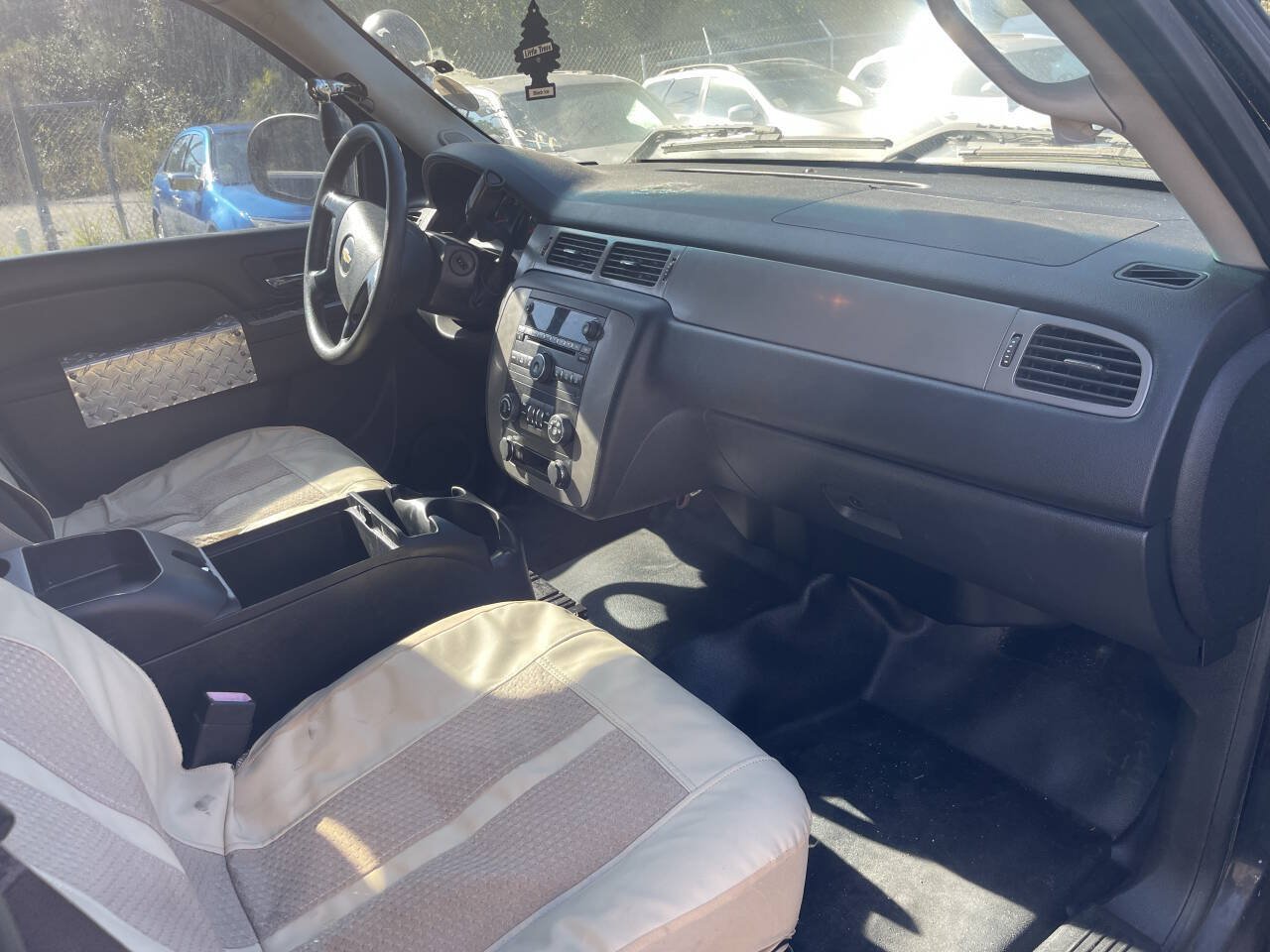Used 2014 Chevrolet Tahoe 2WD image 12