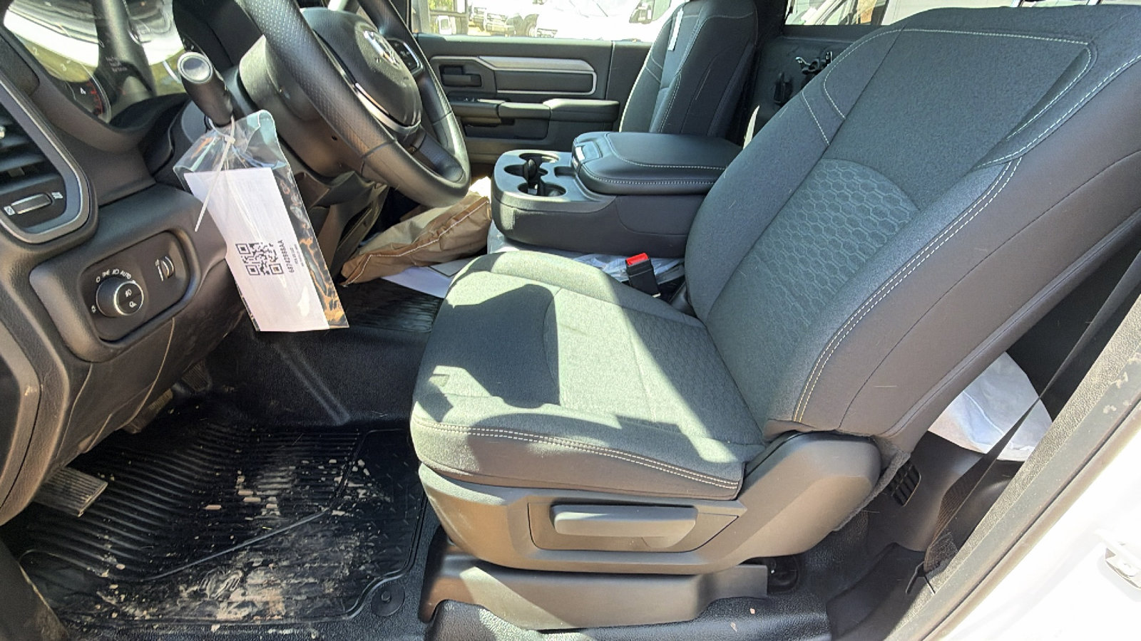 New 2026 RAM 4500 Tradesman w/ Chrome Appearance Group AWD/4WD image 16