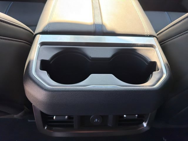 New 2026 Ford F250 Platinum AWD/4WD image 16