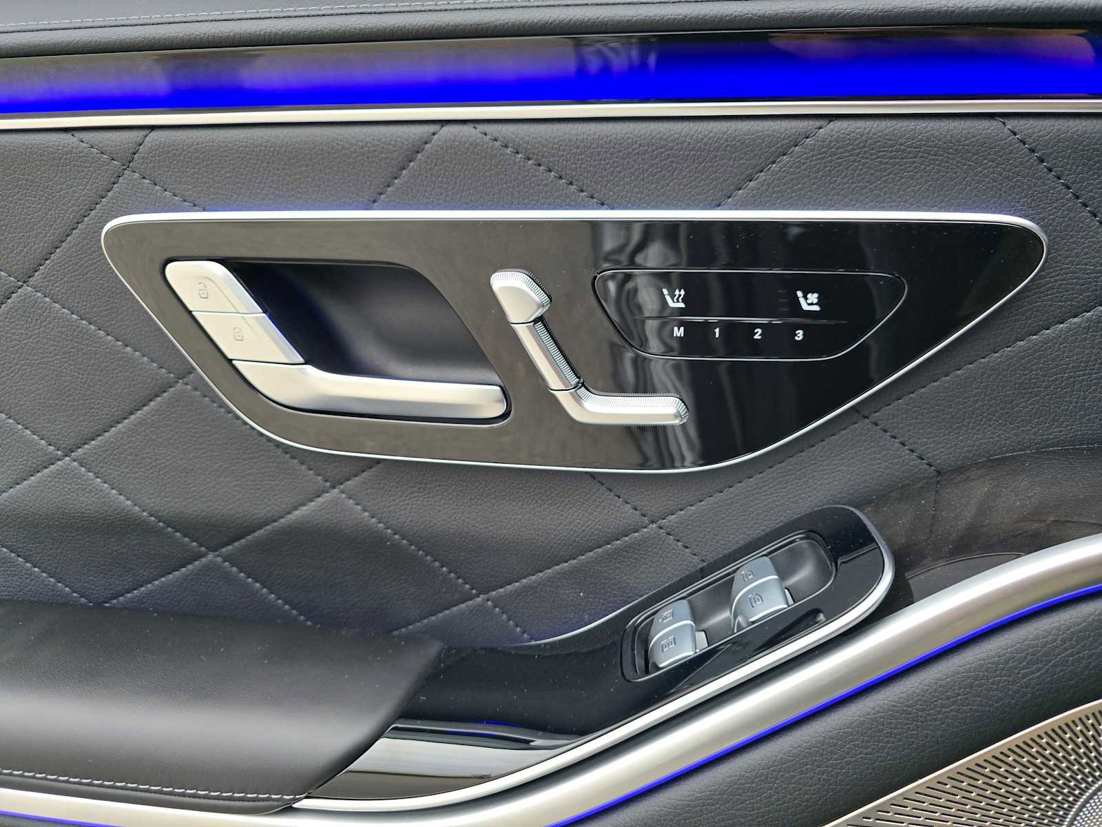 Used 2024 Mercedes-Benz S 580 4MATIC Sedan image 22