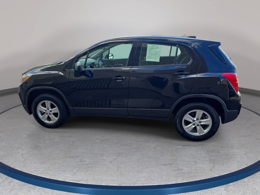 Used 2019 Chevrolet Trax LS AWD/4WD image 9