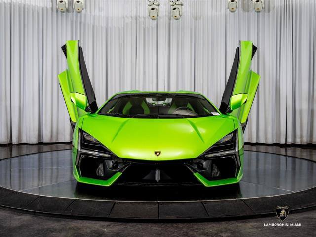 Used 2024 Lamborghini Revuelto AWD/4WD image 3