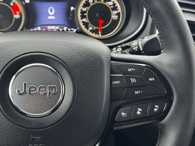 Used 2023 Jeep Cherokee Altitude Lux image 27