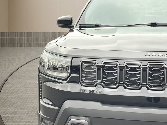 New 2026 Jeep Cherokee Overland image 10