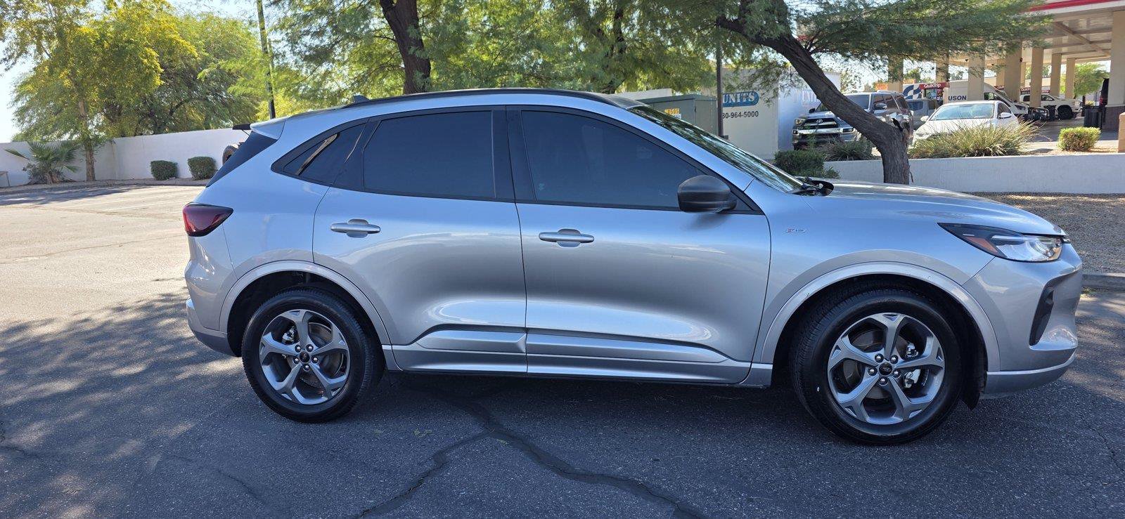 Used 2023 Ford Escape ST-Line FWD image 4
