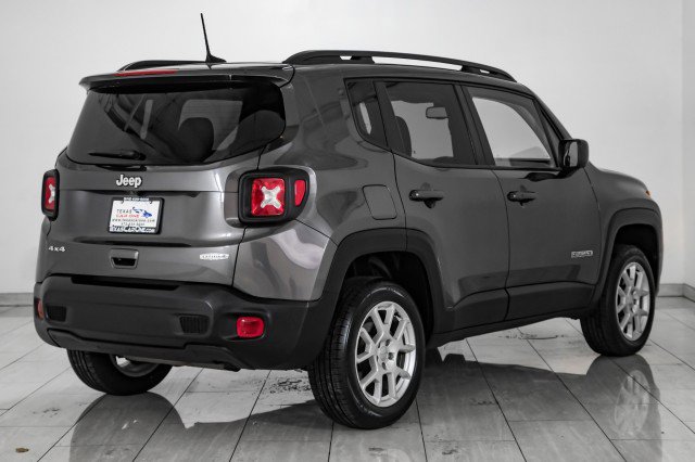 Used 2019 Jeep Renegade Latitude w/ Popular Equipment Group image 6
