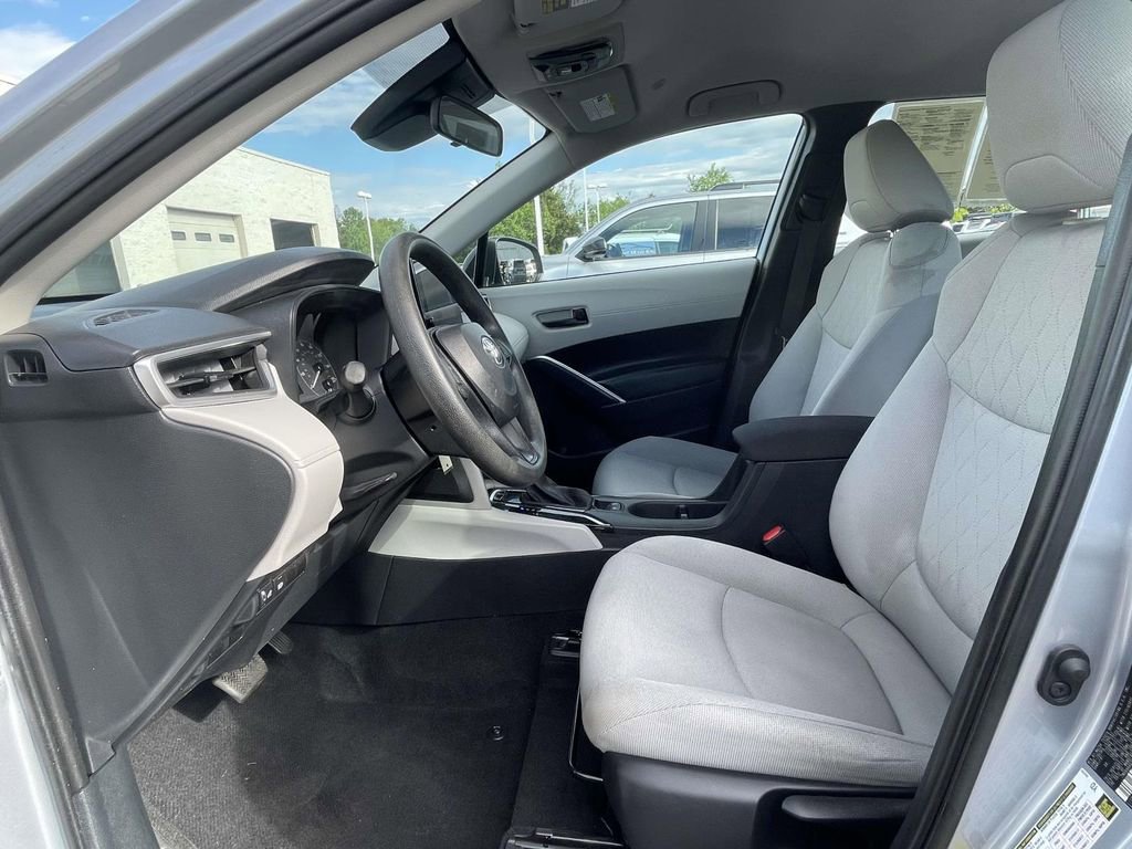 Used 2024 Toyota Corolla Cross L FWD image 19