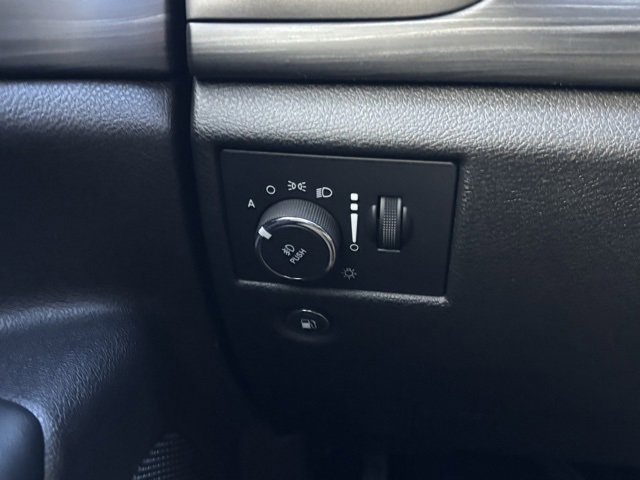 Used 2021 Jeep Grand Cherokee Laredo X image 18