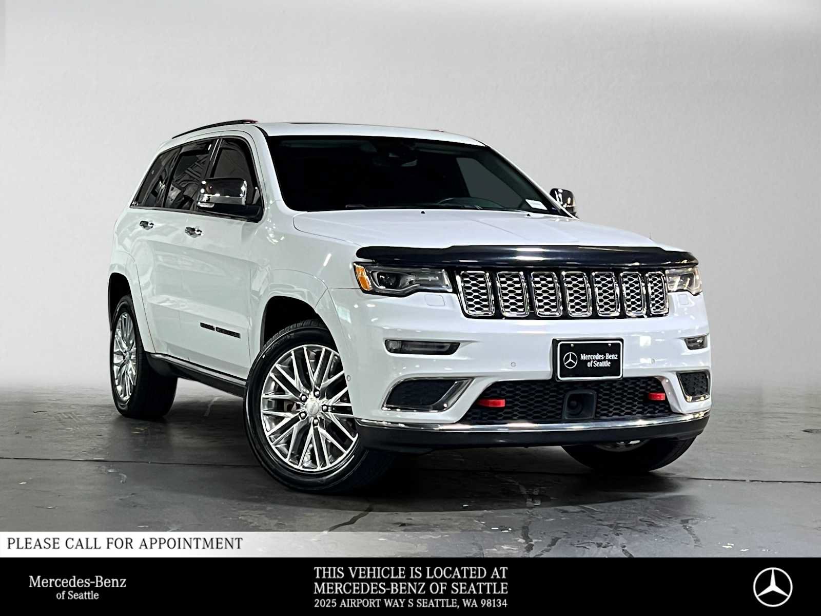 Used 2018 Jeep Grand Cherokee Summit AWD/4WD image 1