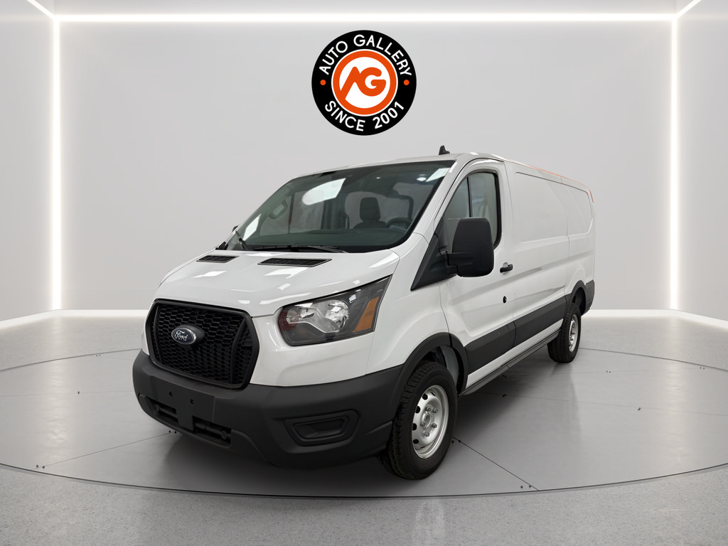 Used 2024 Ford Transit 250 Low Roof RWD image 4