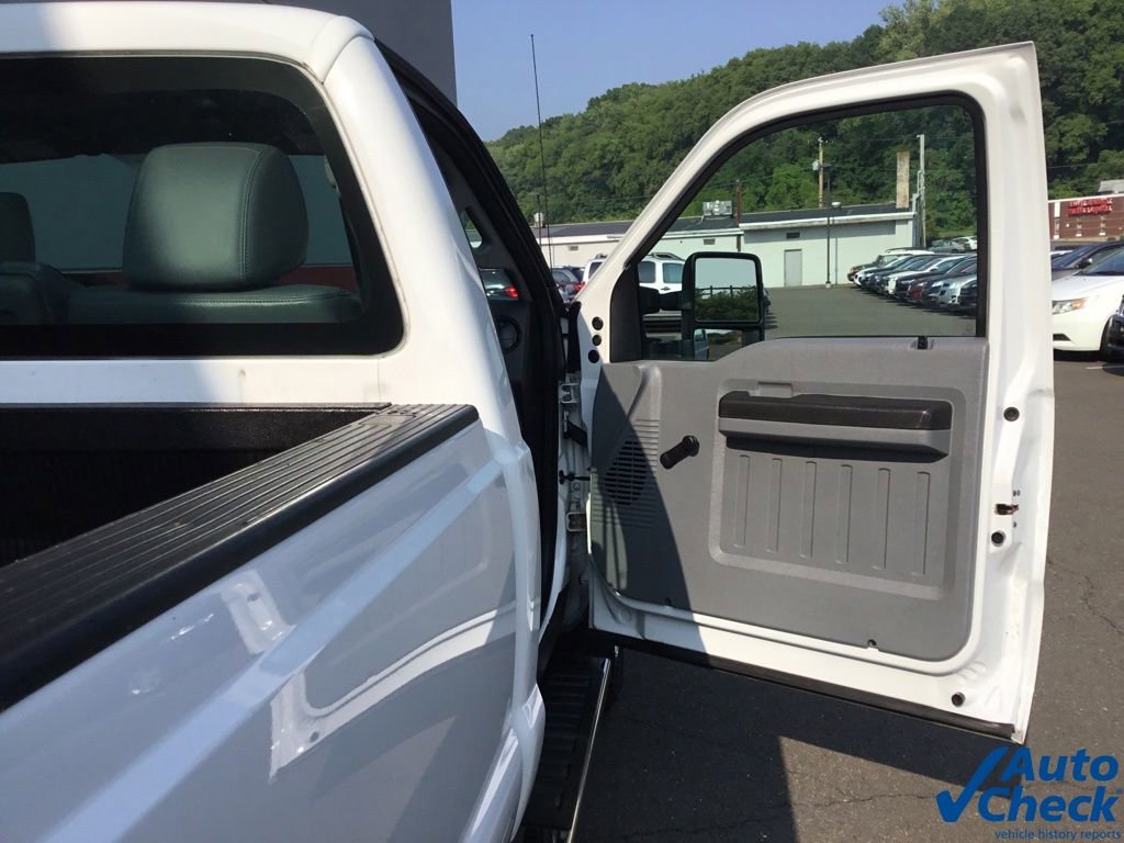 Used 2015 Ford F250 XL w/ Snow Plow Prep Package AWD/4WD image 27