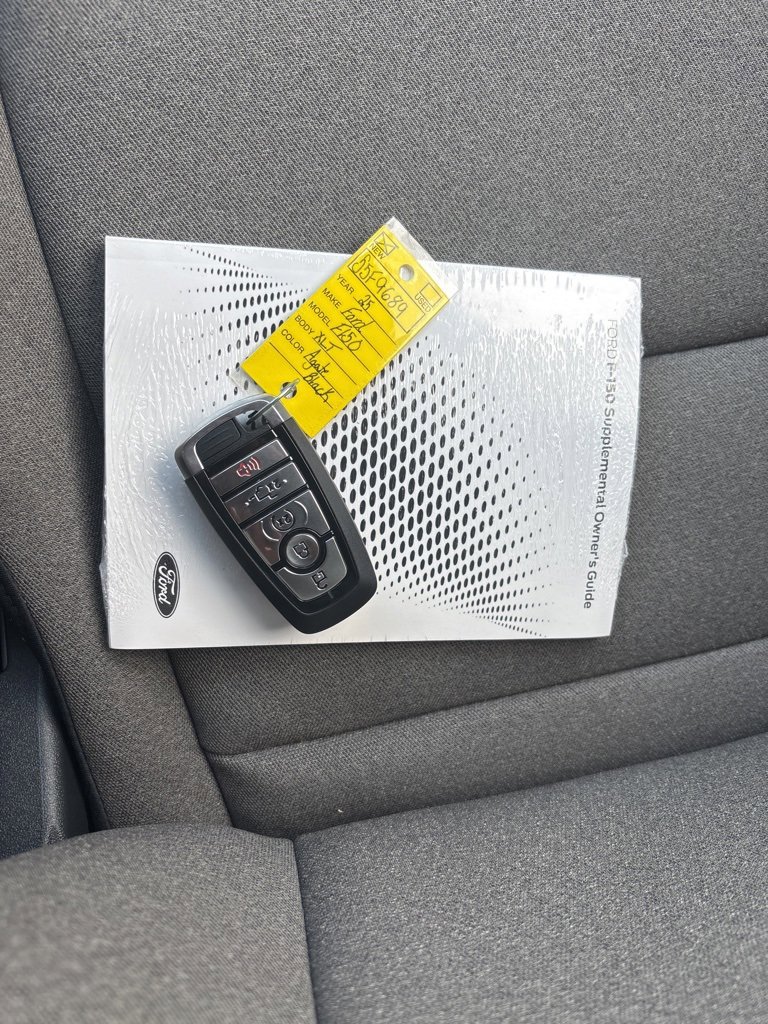 New 2025 Ford F150 XLT w/ Equipment Group 303A High image 28