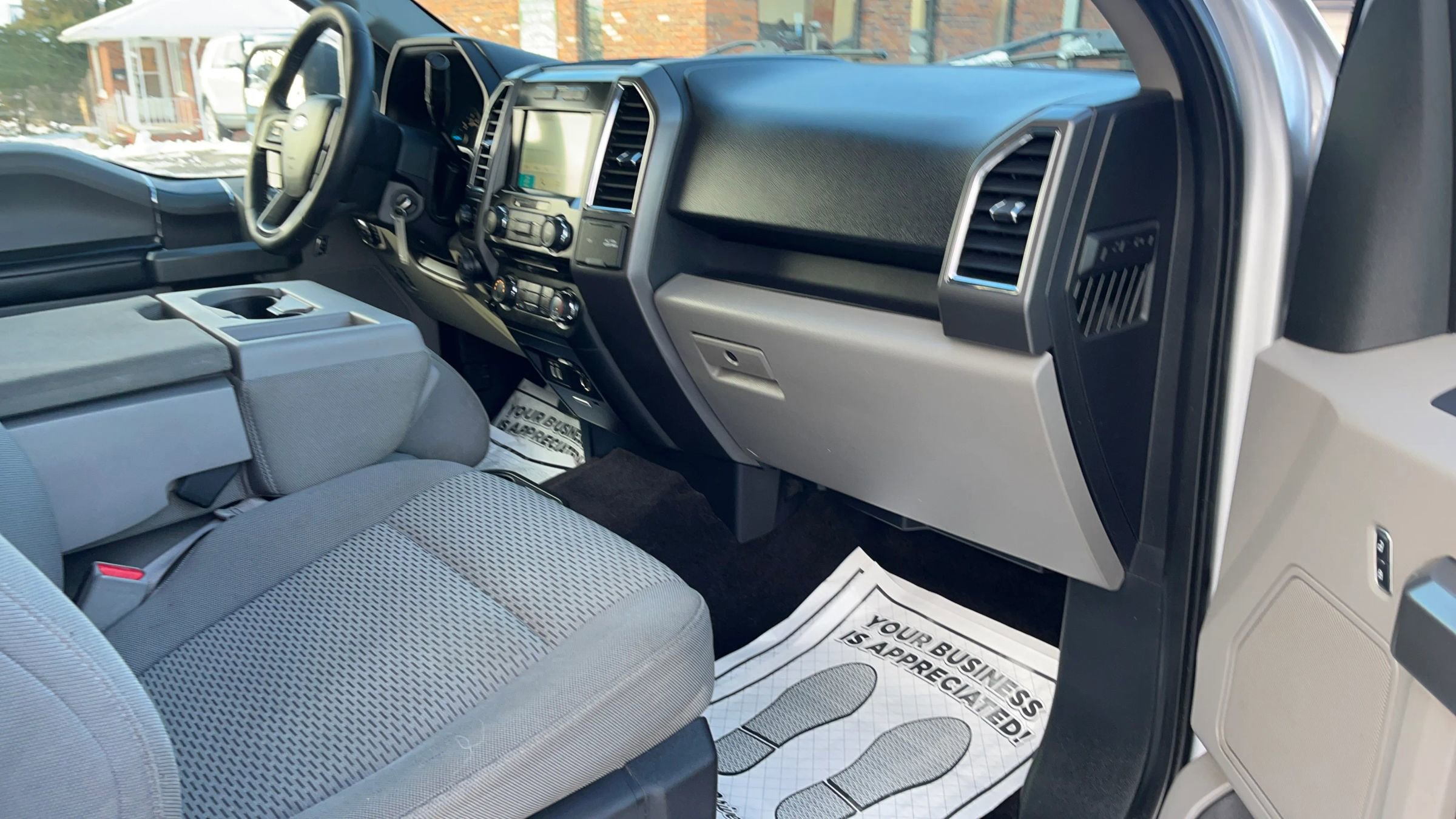 Used 2016 Ford F150 XLT w/ Equipment Group 302A Luxury image 20