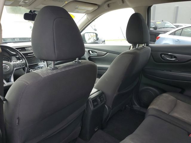 Used 2019 Nissan Rogue SV image 13