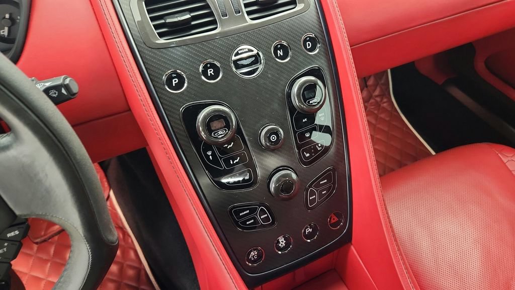 Used 2014 Aston Martin Vanquish Coupe RWD image 73