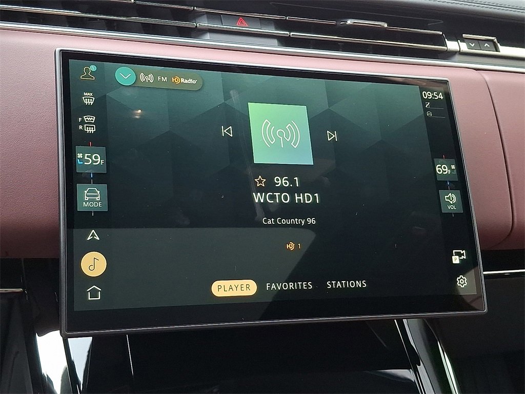 New 2025 Land Rover Range Rover Sport Dynamic SE image 17