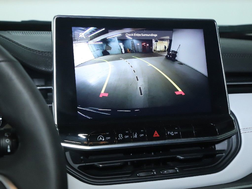 Used 2024 Jeep Compass Limited image 29