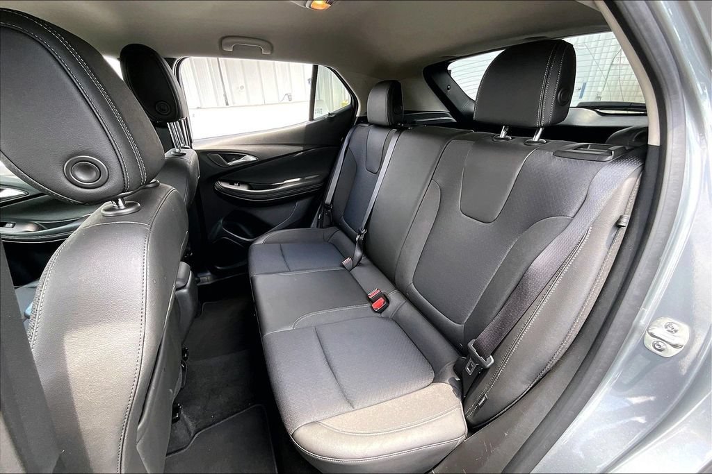 Used 2025 Buick Encore GX Preferred AWD/4WD image 21