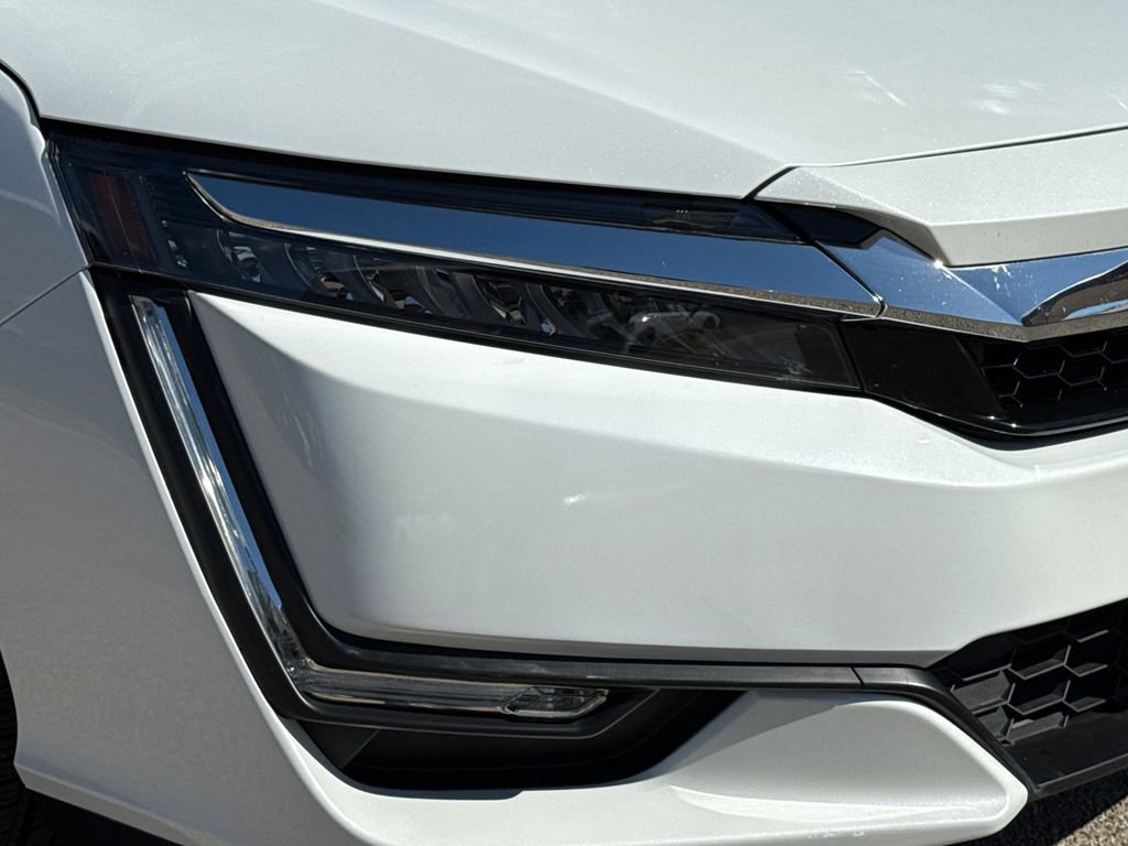 Used 2018 Honda Clarity Touring image 4