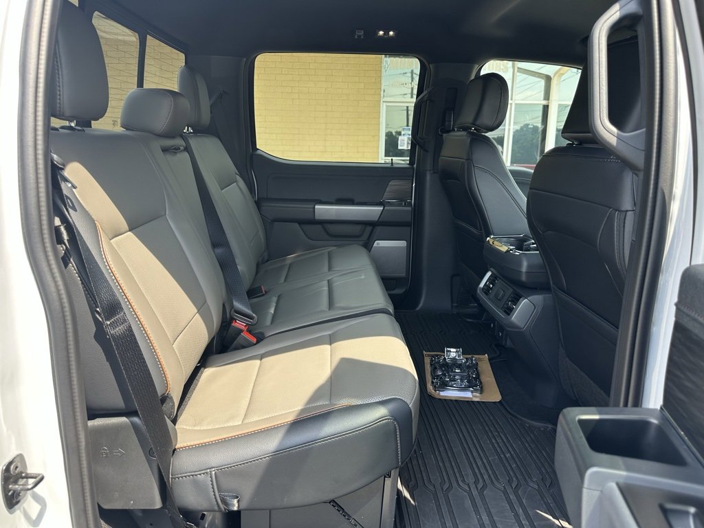 Used 2025 Ford F150 Lariat w/ Equipment Group 501A Mid image 19