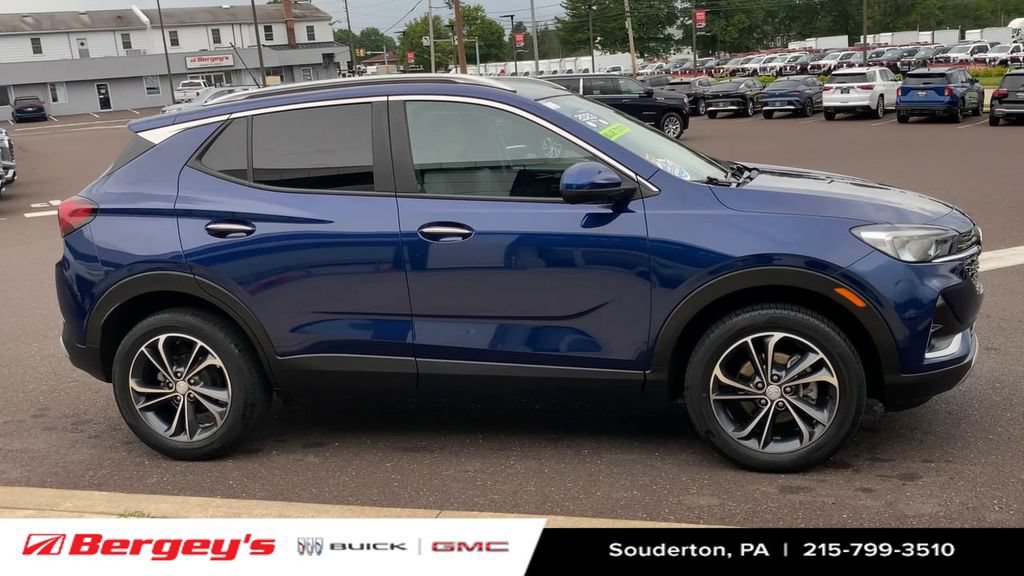 Certified 2023 Buick Encore GX Select AWD/4WD image 11