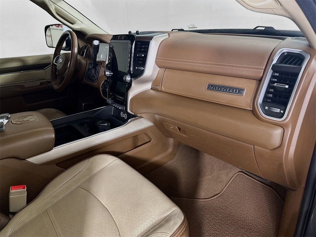 Used 2022 RAM 3500 Laramie image 31