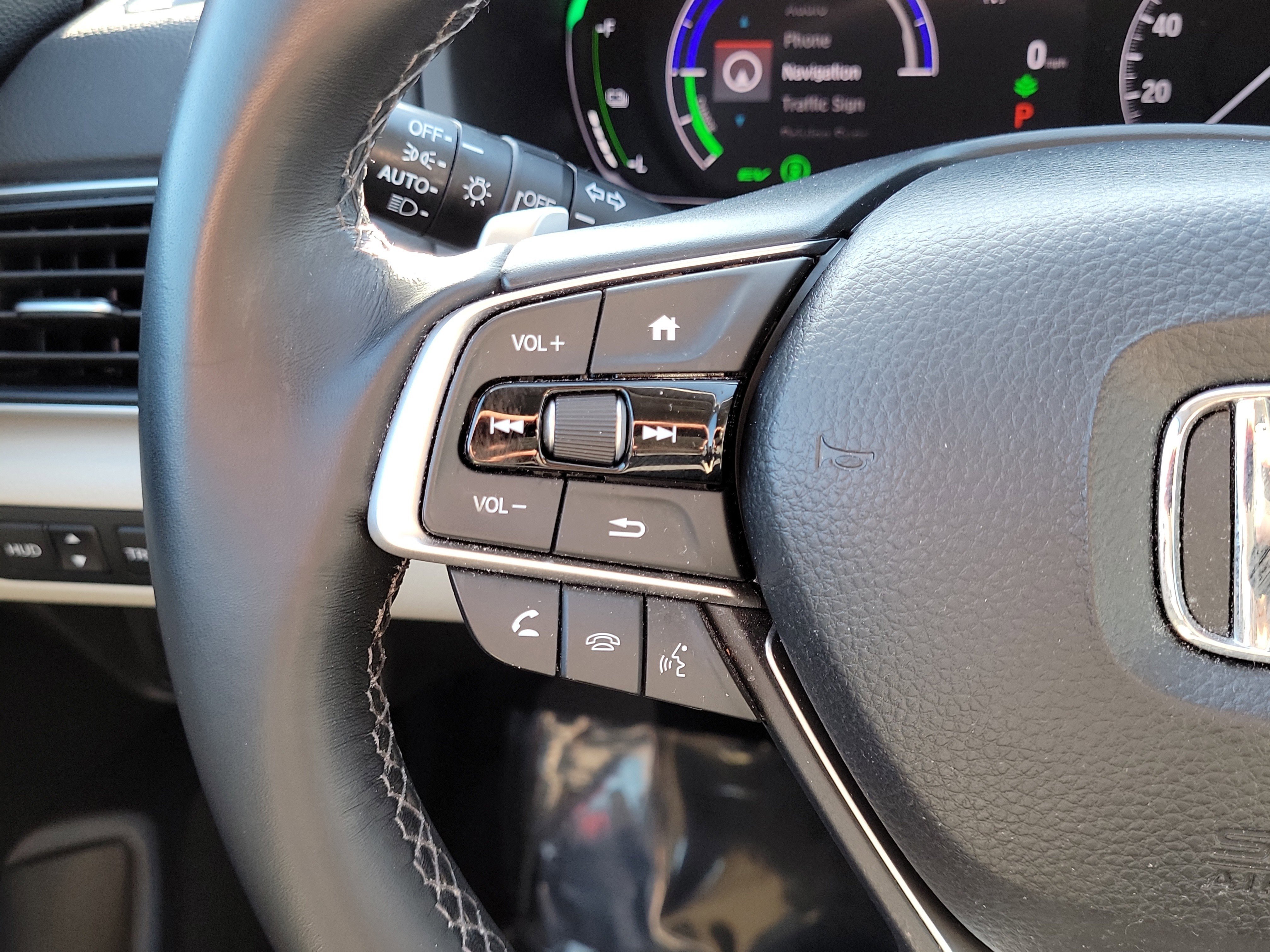 Used 2022 Honda Accord Touring image 15