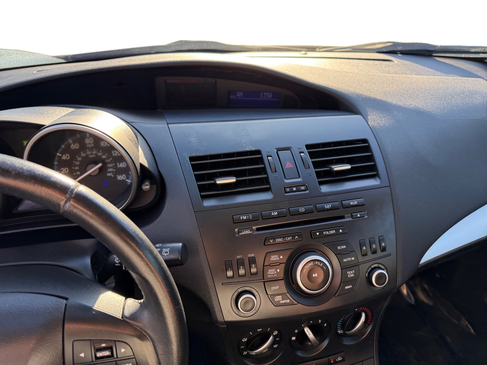 Used 2012 MAZDA MAZDA3 i Grand Touring image 12