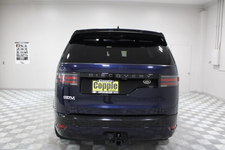 Used 2021 Land Rover Discovery S R-Dynamic AWD/4WD image 11
