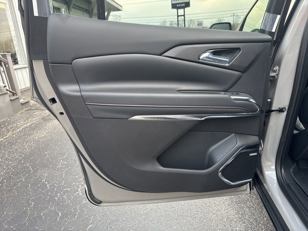 New 2026 Chevrolet Traverse Z71 w/ Enhanced Driving Package AWD/4WD image 16