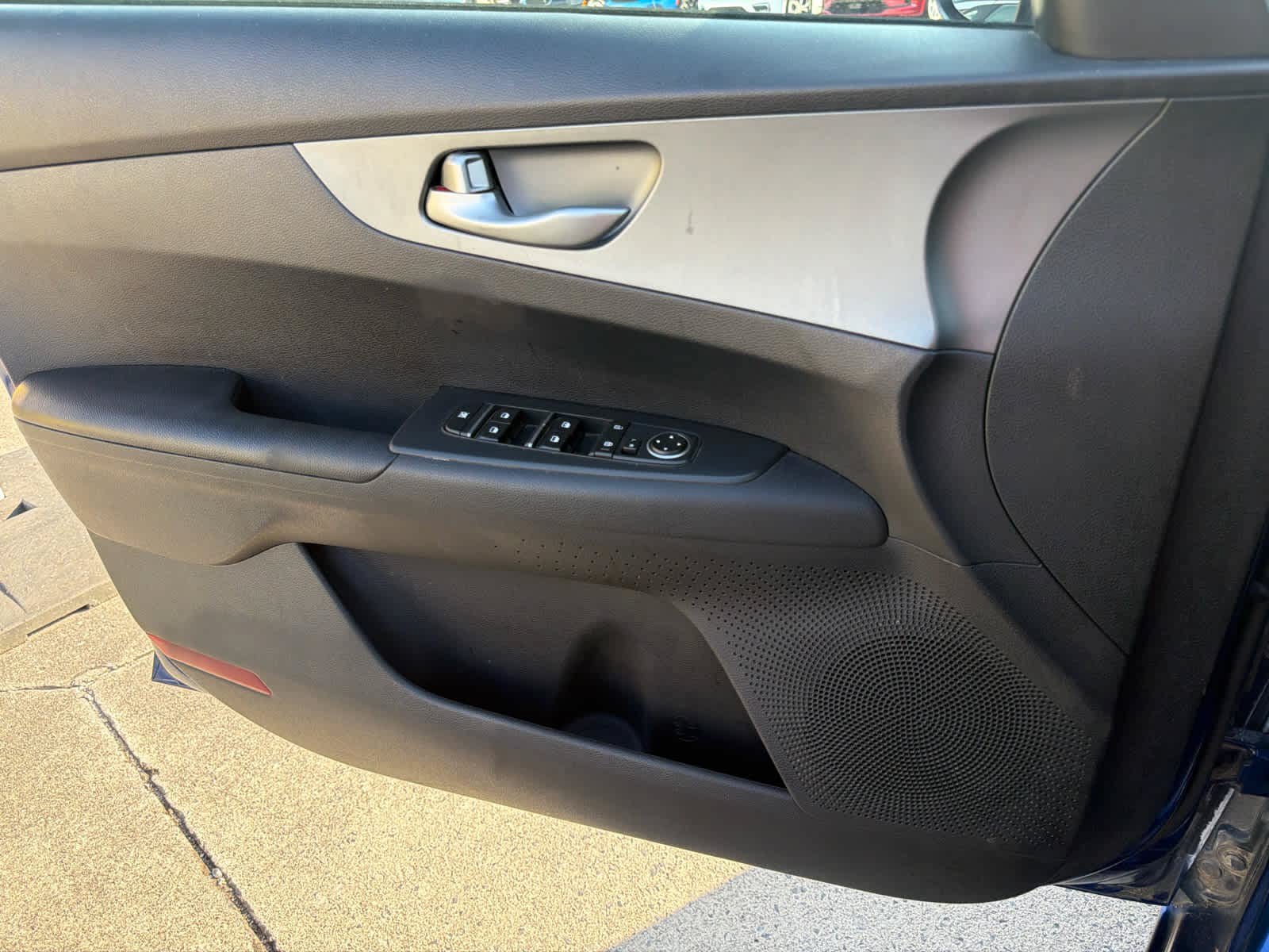 Used 2019 Kia Forte LXS FWD image 16