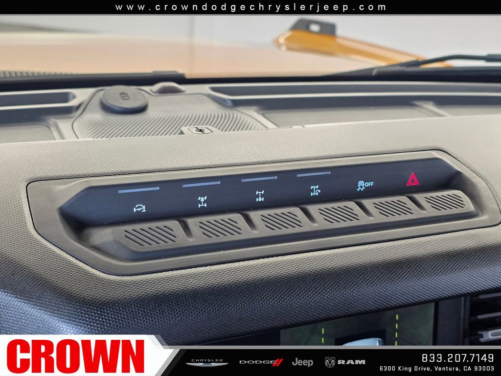 Used 2021 Ford Bronco First Edition AWD/4WD image 21