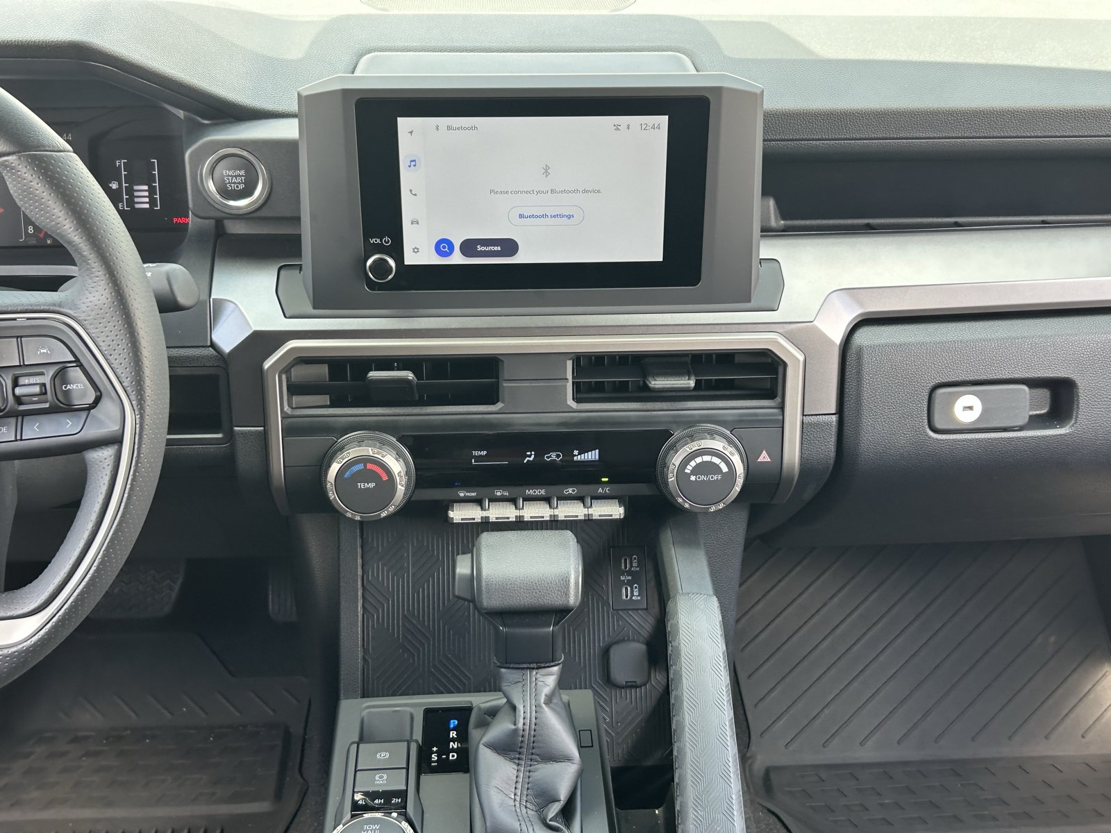Used 2026 Toyota 4Runner SR5 AWD/4WD image 17