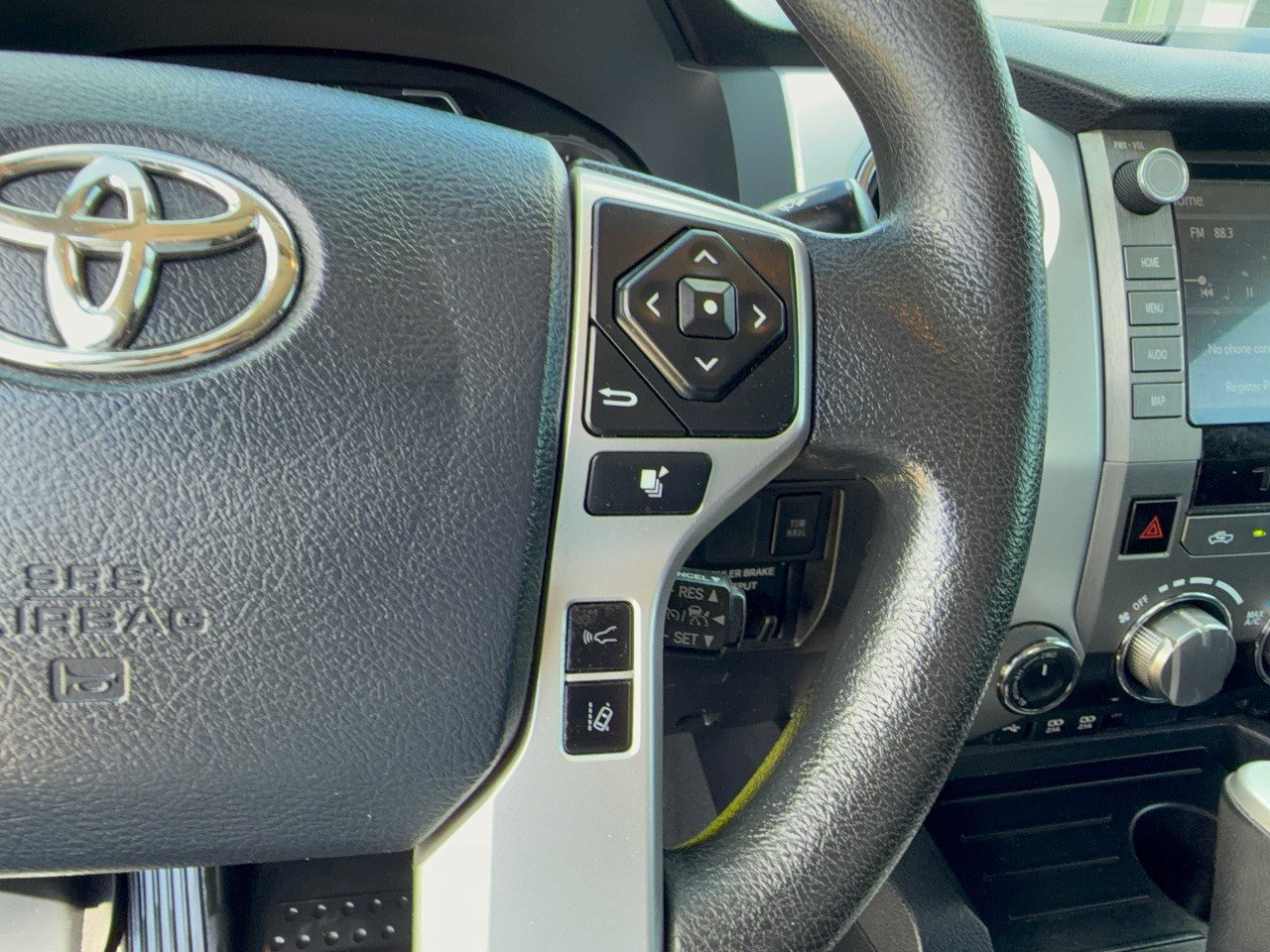 Used 2020 Toyota Tundra SR5 w/ SR5 Upgrade Package AWD/4WD image 19