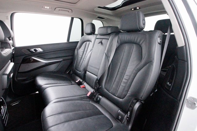 Used 2020 BMW X7 xDrive40i w/ Cold Weather Package image 38