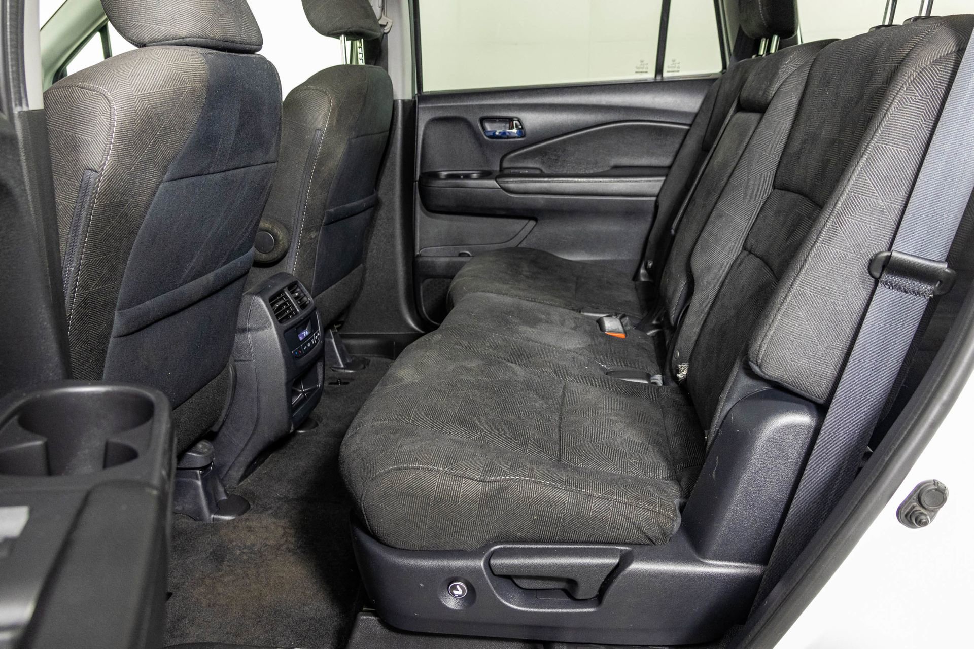 Used 2020 Honda Pilot EX image 36